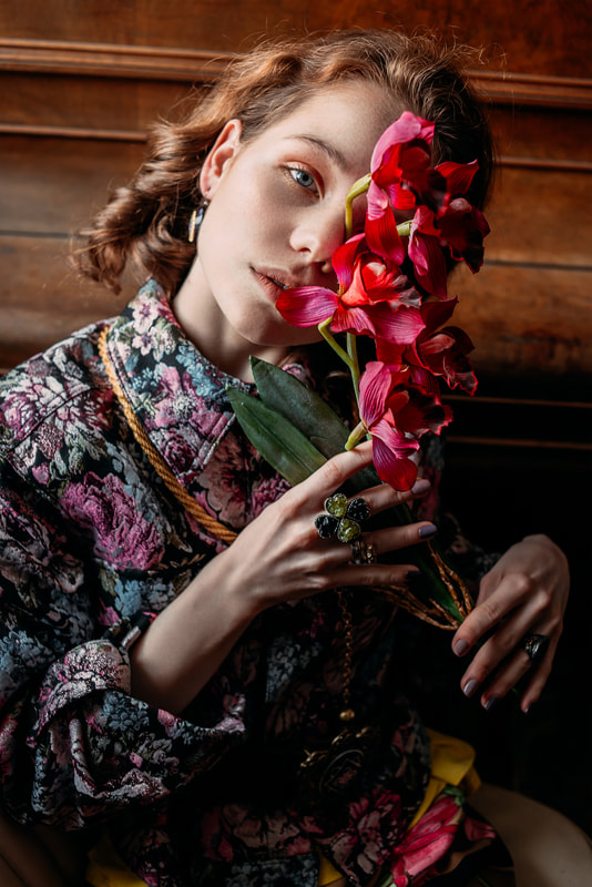 Editorial photoshoot Fashion Weirdo, fashion styling by Daria Kuvshinova